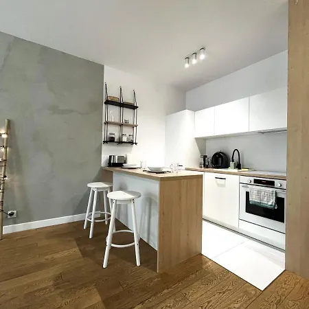 Mieszczanska ~ Self Check-in 24h ~parking And Lift * 弗罗茨瓦夫